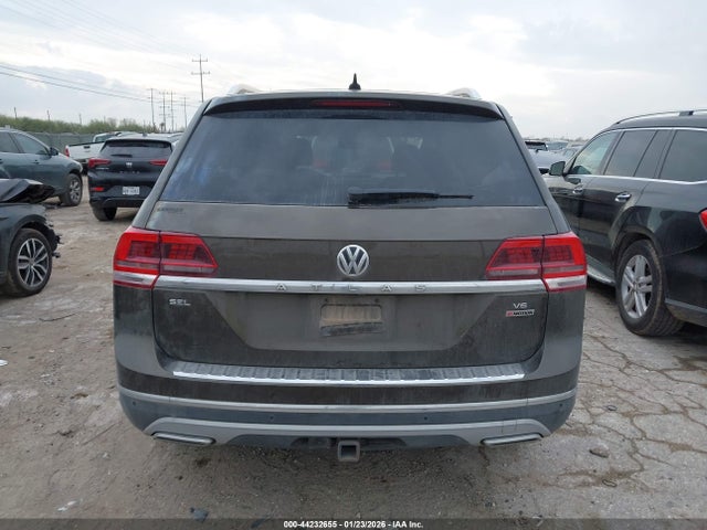 1V2NR2CA6KC596596 Volkswagen Atlas 3.6l V6 Sel Premium
