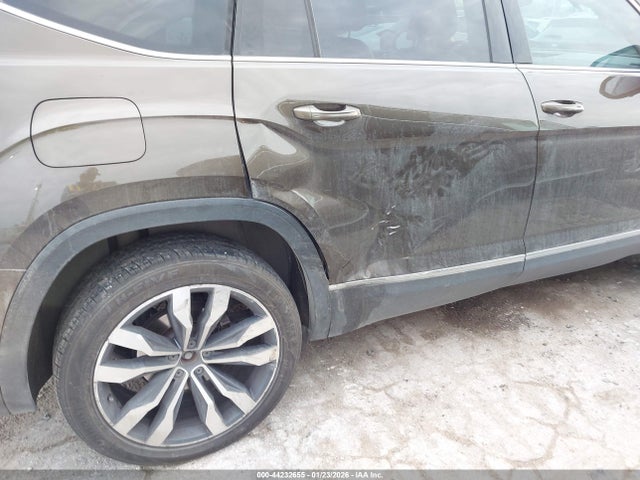 2019 VOLKSWAGEN ATLAS 1V2NR2CA6KC596596 Photo 5