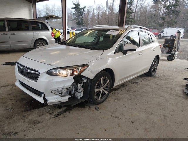 4S3GTAC65K3728359 Subaru Impreza 2.0i Premium