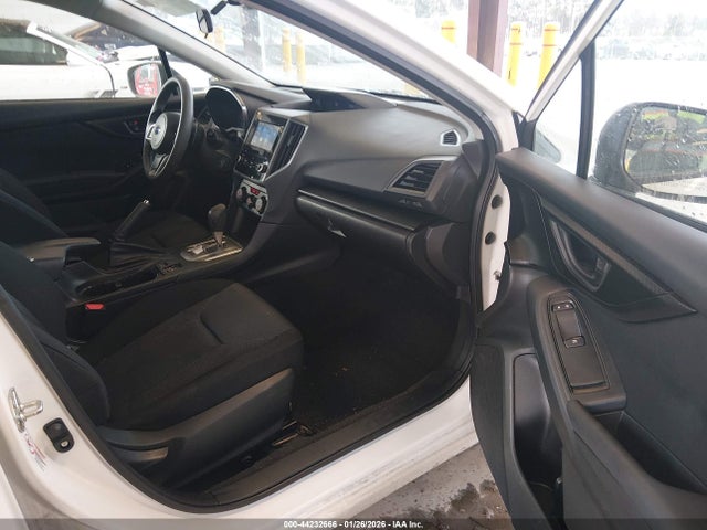 4S3GTAC65K3728359 Subaru Impreza 2.0i Premium