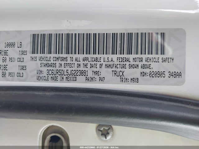 44232668 :رقم المزاد ، 3C6UR5DL5JG223891 vin ، 2018 Ram 2500 Big Horn  4x4 6'4 Box مزاد بيع