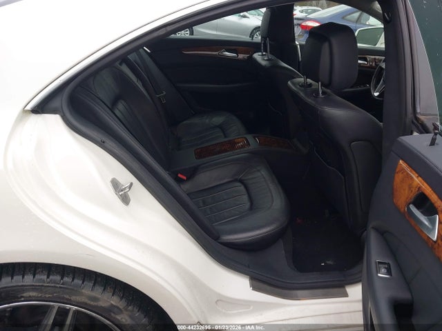 2012 MERCEDES-BENZ CLS 550 WDDLJ9BB9CA038005 Photo 7