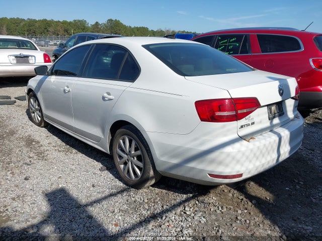 3VWD17AJ2FM352417 Volkswagen Jetta 1.8t Se
