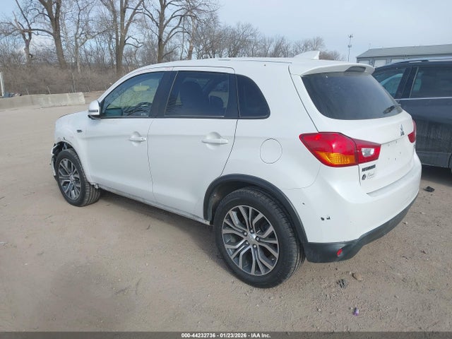 2017 MITSUBISHI OUTLANDER SPORT JA4AR3AU5HZ042775 Photo 2