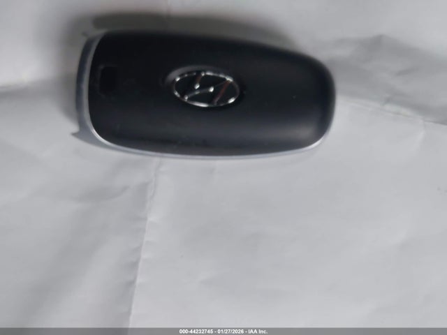 5NMJECAE8NH105345 Hyundai Tucson Limited