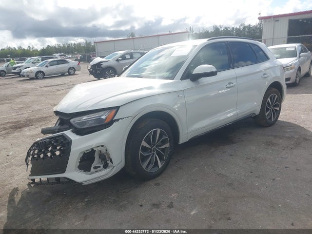 2024 AUDI Q5 WA1GAAFY1R2130573 Photo 1