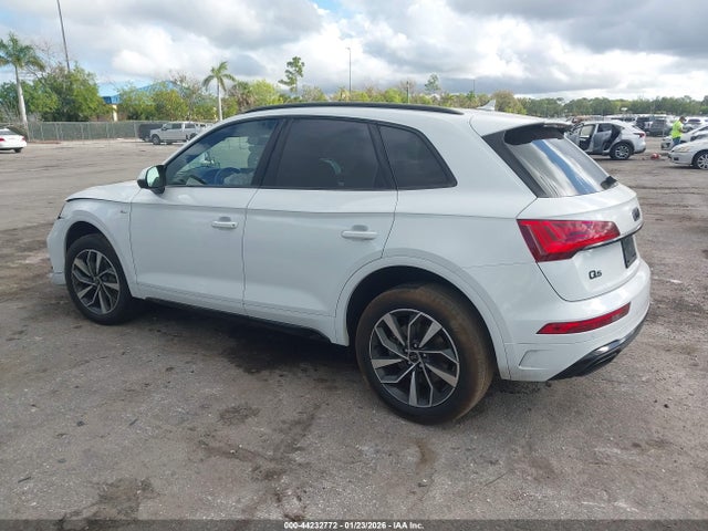 2024 AUDI Q5 WA1GAAFY1R2130573 Photo 2