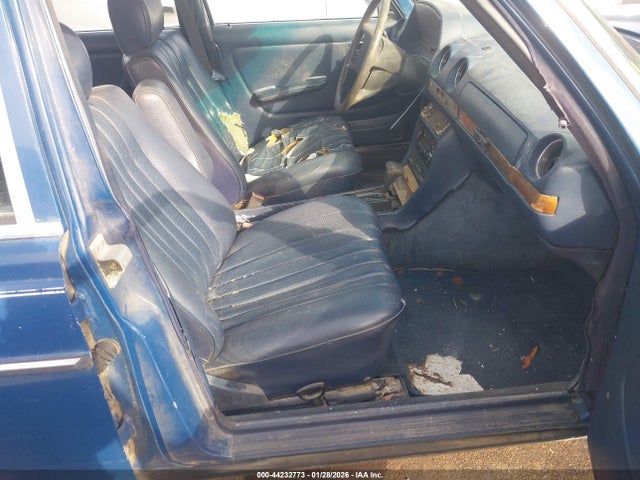 1984 MERCEDES-BENZ 300 WDBAB93A1EF008067 Photo 4