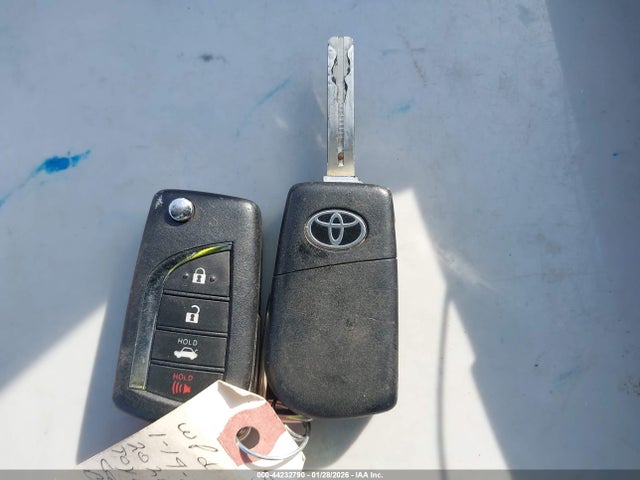 4T1G11BK9LU011846 Toyota Camry Se Awd