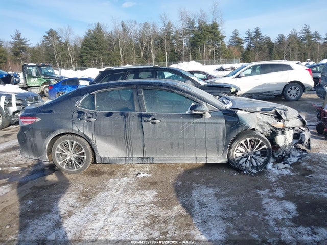 4T1G11BK9LU011846 Toyota Camry Se Awd