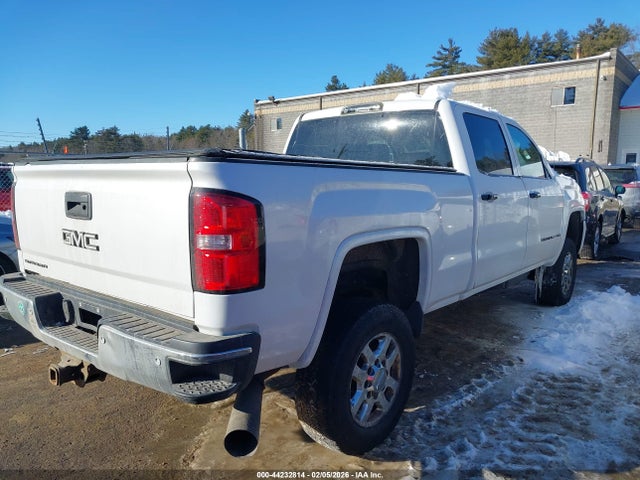 1GT12ZE83FF651808 GMC Sierra 2500hd Slt