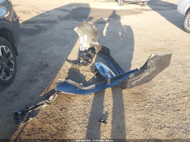 44232848 :رقم المزاد ، JF2SLDBC8SH426085 vin ، 2025 Subaru Forester Premium مزاد بيع