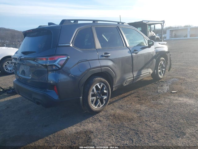 44232848 :رقم المزاد ، JF2SLDBC8SH426085 vin ، 2025 Subaru Forester Premium مزاد بيع