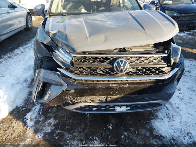 Продаж на аукціоні авто 2022 Volkswagen Taos 1.5t Se, vin: 3VVYX7B23NM053626, номер лоту: 44232880