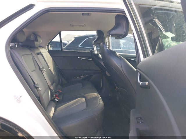 Продажа на аукционе авто 2025 Kia Niro Ev Wind, vin: KNDCR3L12S5141618, номер лота: 44232883