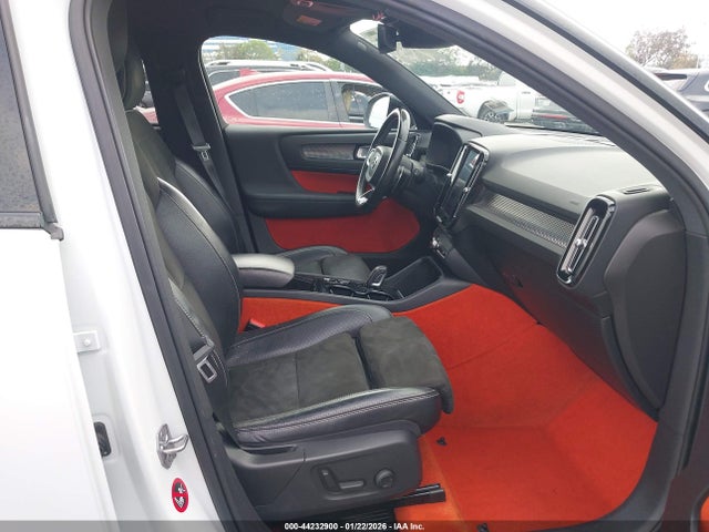 YV4162XZ3K2005815 Volvo Xc40 T5 Momentum/t5 R-design