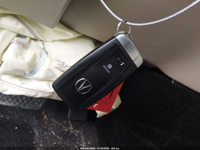 44232903 :رقم المزاد ، 5FRYD4H9XHB025971 vin ، 2017 Acura Mdx Advance   Entertainment Pkgs مزاد بيع