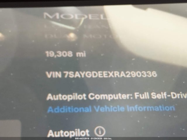 2023 Tesla Model Y Awd/long Range Dual Motor All-wheel Drive მანქანა იყიდება აუქციონზე, vin: 7SAYGDEE5PA088453, აუქციონის ნომერი: 44232916