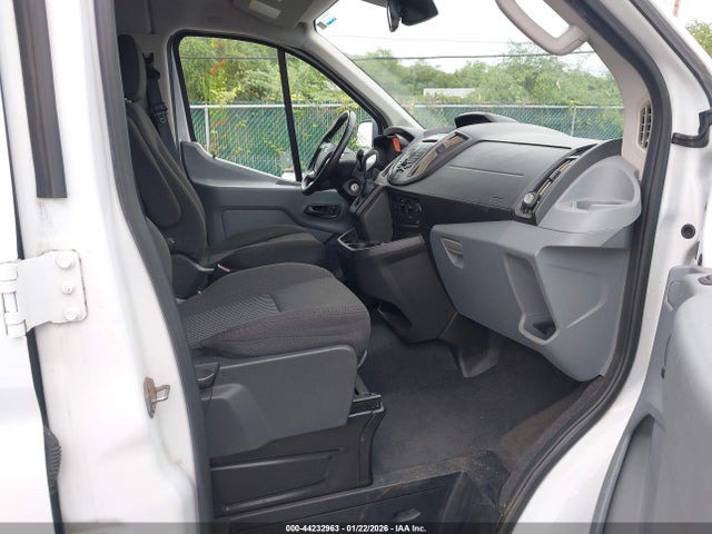 1FMZK1ZM7GKB45639 Ford Transit-150 Xl