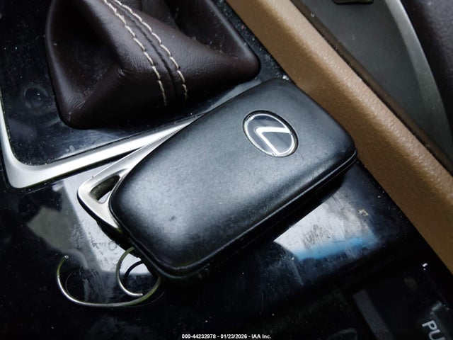 44232978 :رقم المزاد ، 58ABK1GG5JU112898 vin ، 2018 Lexus Es 350 مزاد بيع
