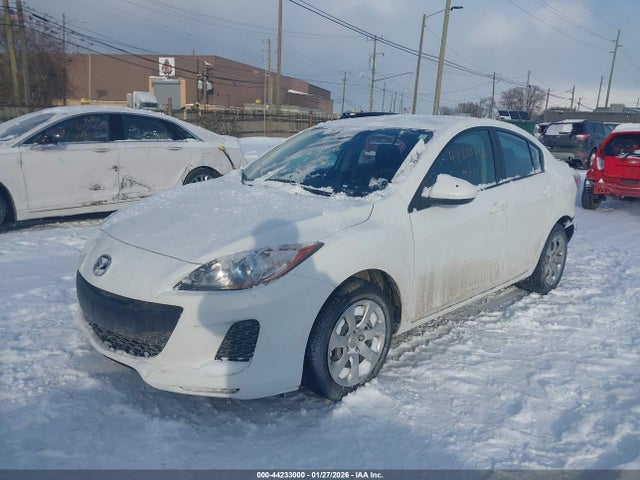 44233000 :رقم المزاد ، JM1BL1U72D1795615 vin ، 2013 Mazda Mazda3 I Sport مزاد بيع