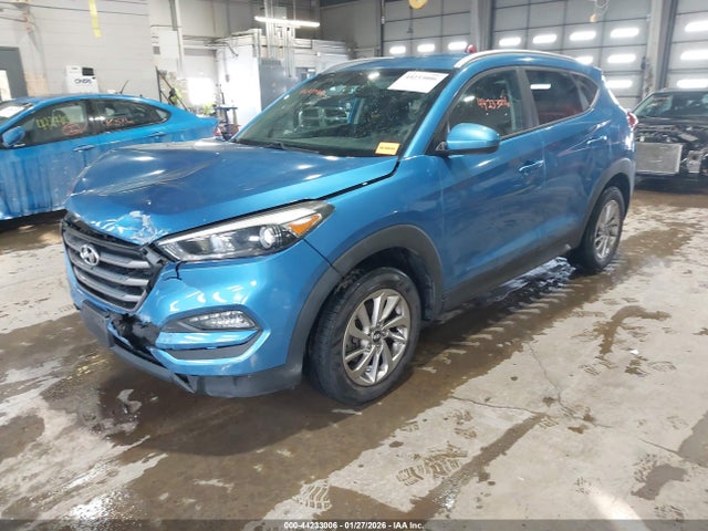 Hyundai TUCSON SE 2016 KM8J33A45GU126884 Image 2