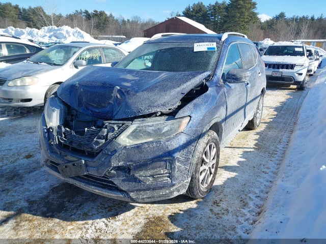 5N1AT2MVXLC725715 Nissan Rogue S Intelligent Awd