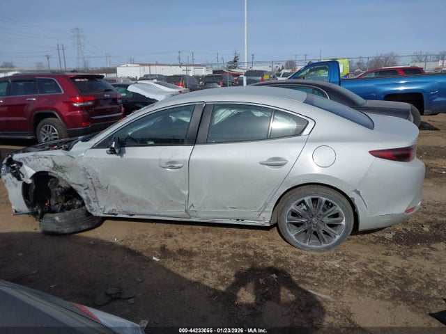 44233055 :رقم المزاد ، JM1BPABMXS1760590 vin ، 2025 Mazda Mazda3 2.5 S Select Sport مزاد بيع