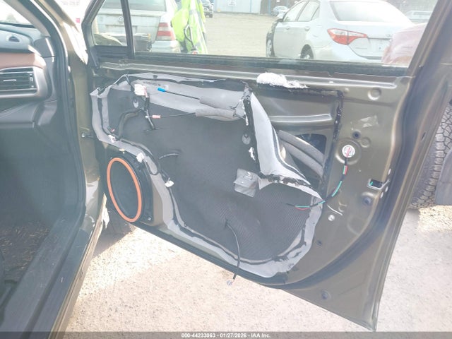 4S4BTGPD0M3118180 Subaru Outback Touring Xt