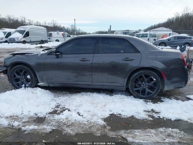 Aukcja sprzedaży 2023 Chrysler 300 300s, vin: 2C3CCABG0PH561121, numer aukcji: 44233071