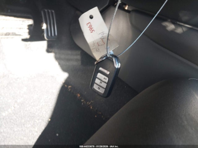 44233079 :رقم المزاد ، 1HGCV1F38MA082048 vin ، 2021 Honda Accord Sport مزاد بيع