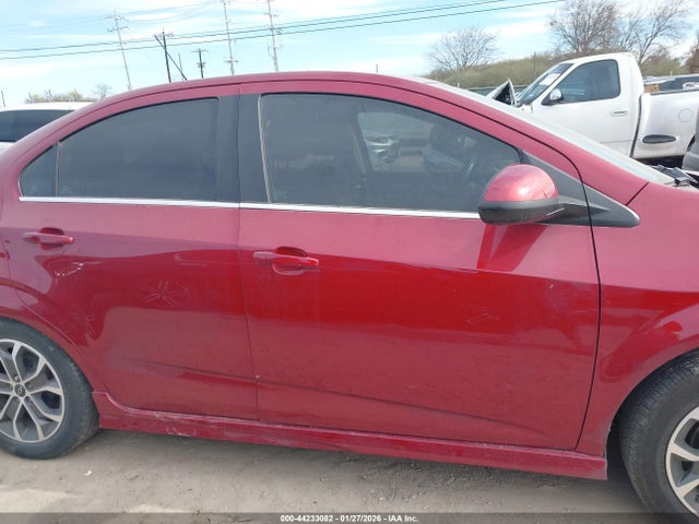 Chevrolet Sonic Lt Auto 2019 1G1JD5SB7K4149059 Image 14