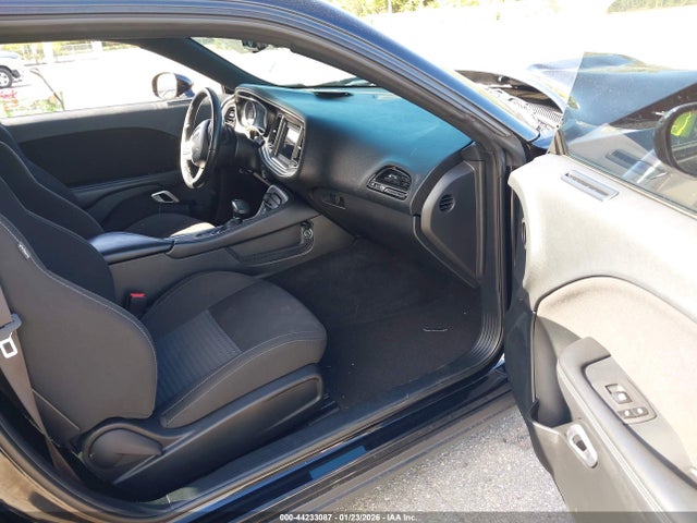 2022 Dodge Challenger Gt მანქანა იყიდება აუქციონზე, vin: 2C3CDZJG4NH174713, აუქციონის ნომერი: 44233087