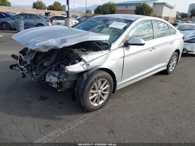 5NPE24AFXJH669620 Hyundai SONATA SE