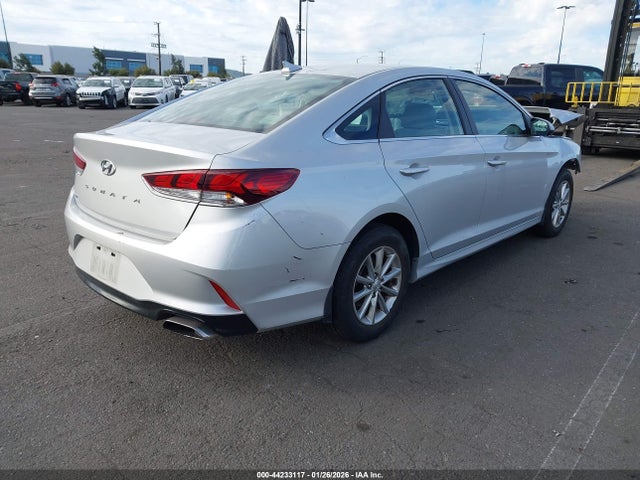 5NPE24AFXJH669620 Hyundai SONATA SE