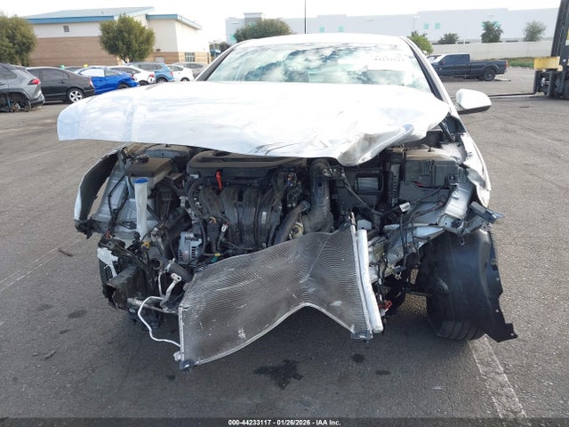 5NPE24AFXJH669620 Hyundai SONATA SE
