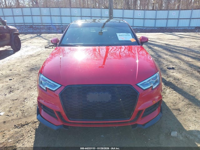 44233133 :رقم المزاد ، WAUGUGFF9J1031263 vin ، 2018 Audi A3 2.0t Premium/2.0t Tech Premium مزاد بيع