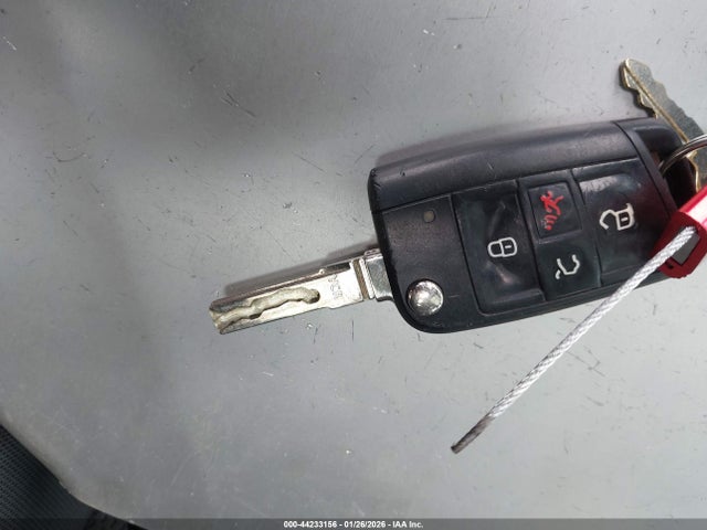 3VW217AU0GM062695 Volkswagen Golf Tsi S 4-door