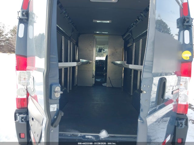 44233169 :رقم المزاد ، 3C6URVJG0KE543768 vin ، 2019 Ram Promaster 3500 Cargo Van High Roof 159 Wb Ext مزاد بيع