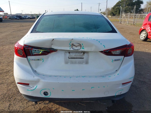 Продаж на аукціоні авто 2015 Mazda Mazda3 I Sport, vin: 3MZBM1U76FM232826, номер лоту: 44233190
