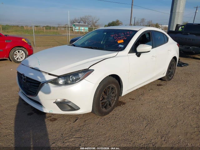 Продаж на аукціоні авто 2015 Mazda Mazda3 I Sport, vin: 3MZBM1U76FM232826, номер лоту: 44233190
