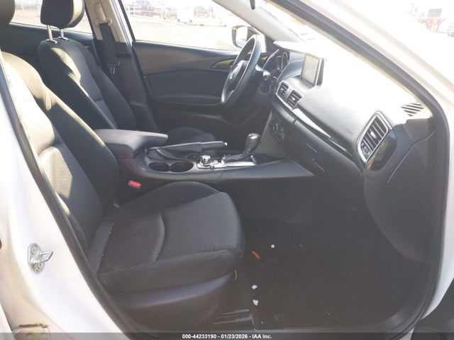 Продаж на аукціоні авто 2015 Mazda Mazda3 I Sport, vin: 3MZBM1U76FM232826, номер лоту: 44233190