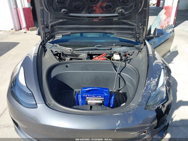 2023 TESLA MODEL 3 5YJ3E1EA1PF697471 Photo 9