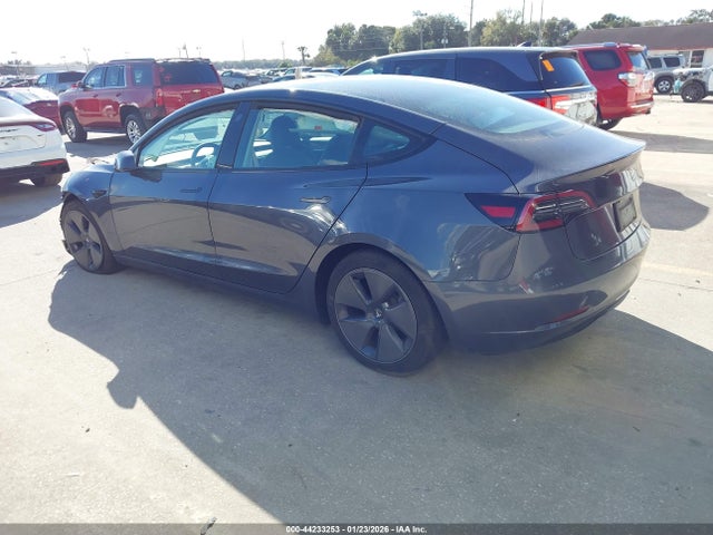 2023 TESLA MODEL 3 5YJ3E1EA1PF697471 Photo 2
