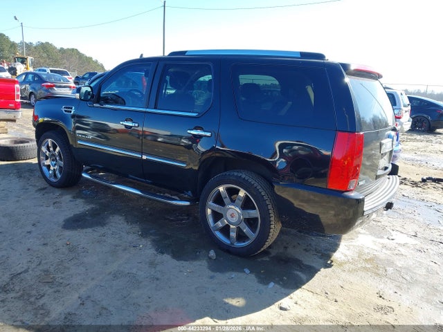 2011 CADILLAC ESCALADE 1GYS3BEF8BR294684 Photo 2