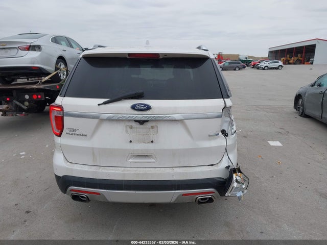 1FM5K8HT1GGB40195 Ford Explorer Platinum