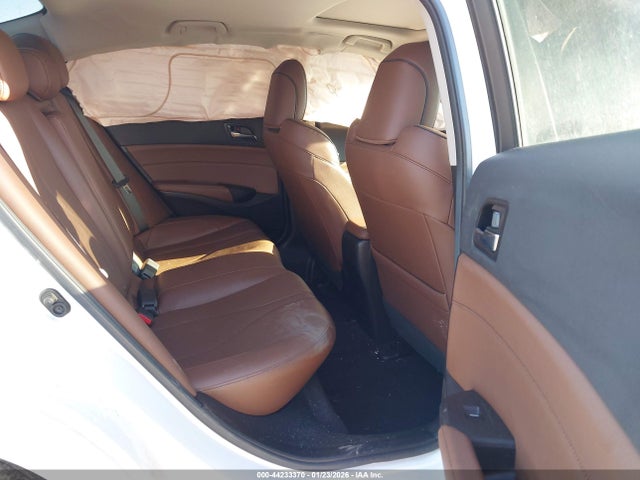 44233370 :رقم المزاد ، 19UDE2F74MA011166 vin ، 2021 Acura Ilx Premium Package/technology Package مزاد بيع