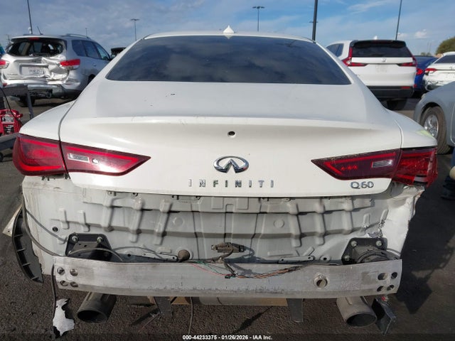 JN1EV7EK8JM341167 Infiniti Q60 3.0t Luxe