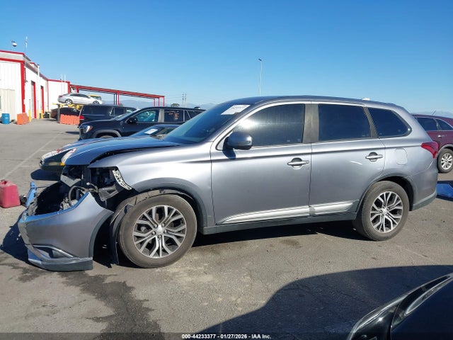 Mitsubishi Outlander Se 2018 JA4AZ3A36JZ041101 Image 15