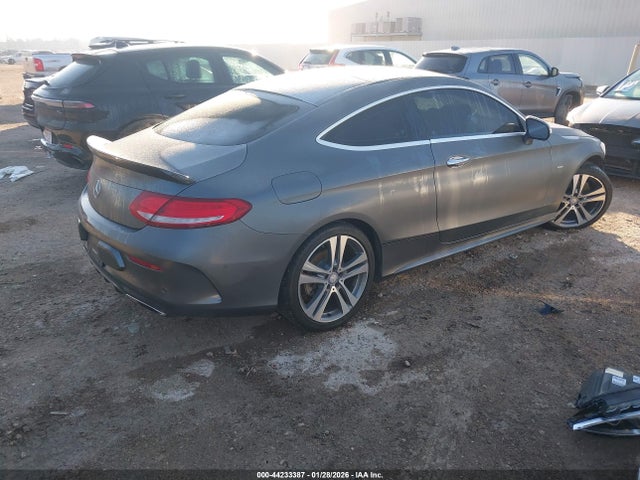WDDWJ4JB2HF344328 Mercedes-Benz C 300